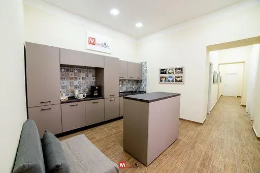 Bed & Breakfast Museostation Bed And Breakfast Naples